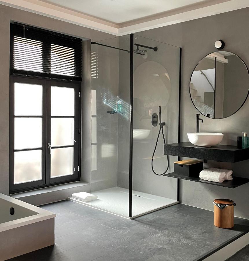 Ennea - Jacuzzi & Luxury Suites (Adults Only) Perpignan Exteriér fotografie